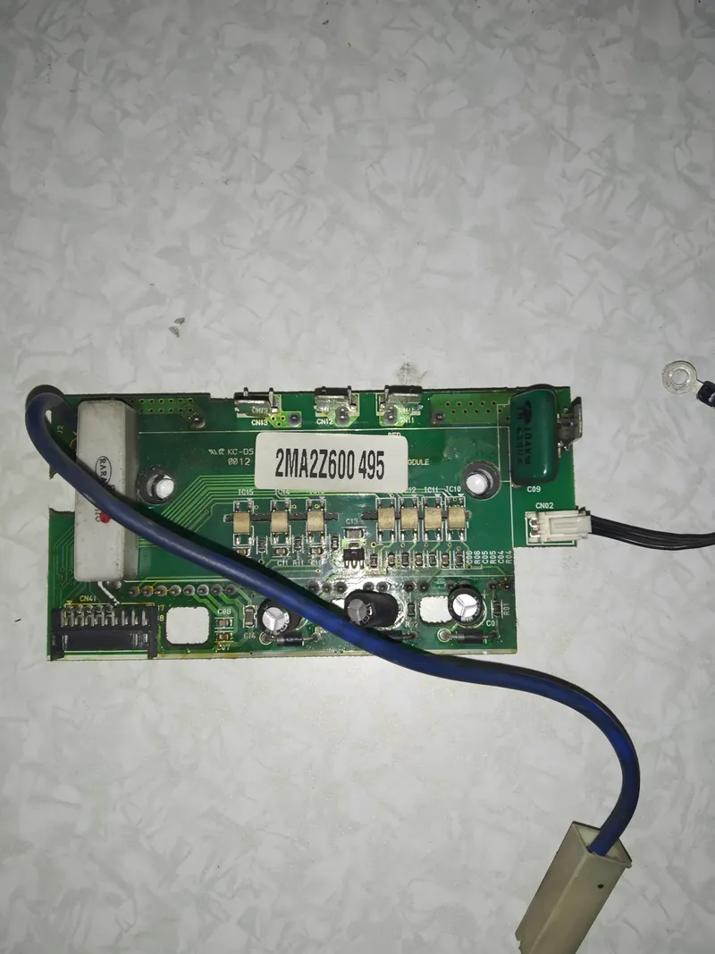 Placa Electrónica Aire Acondicionado 2MA2Z600495