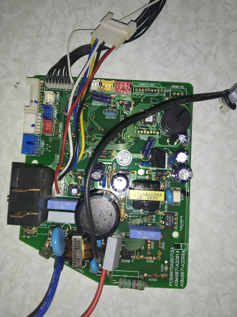 Placa Electrónica Aire Acondicionado 6870A90715A