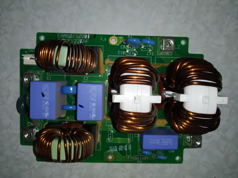 Placa Electrónica Aire Acondicionado EAM607500