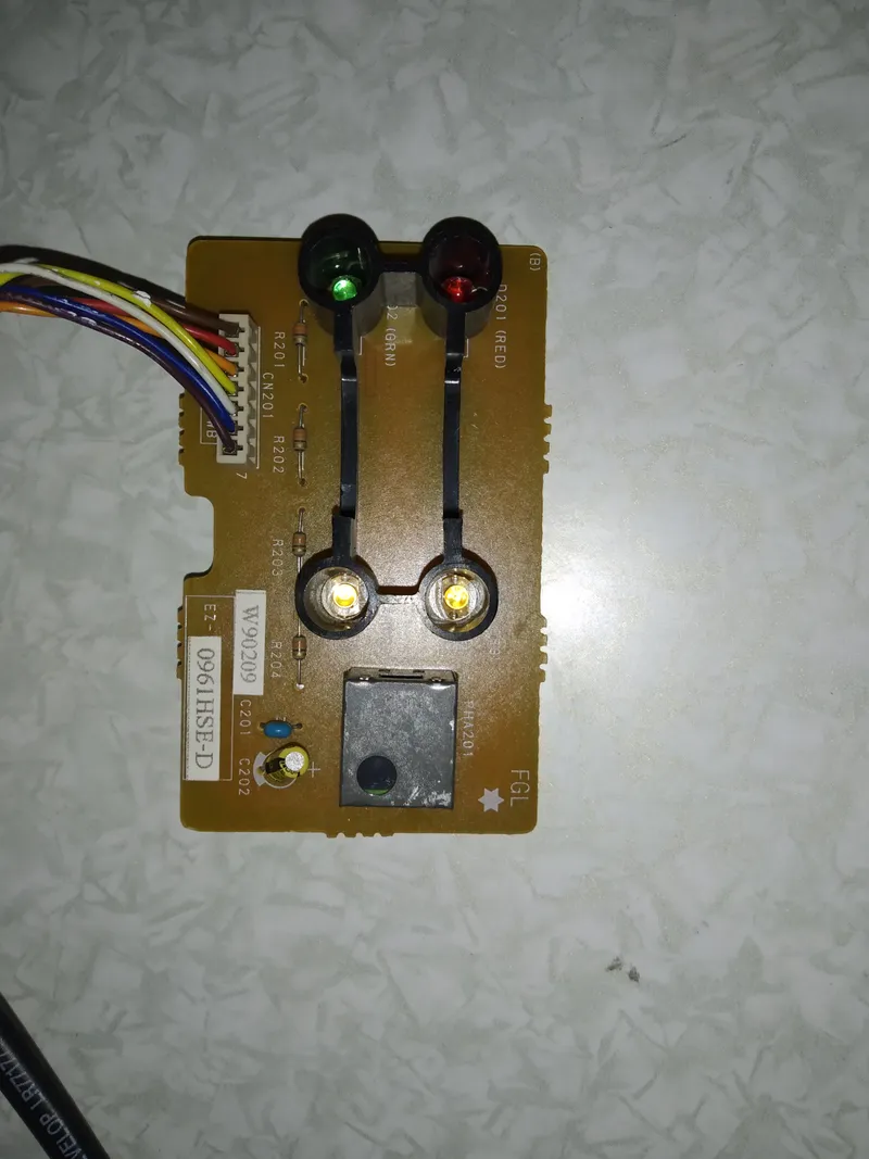 Placa Electrónica Aire Acondicionado EZ-0961HSE-D