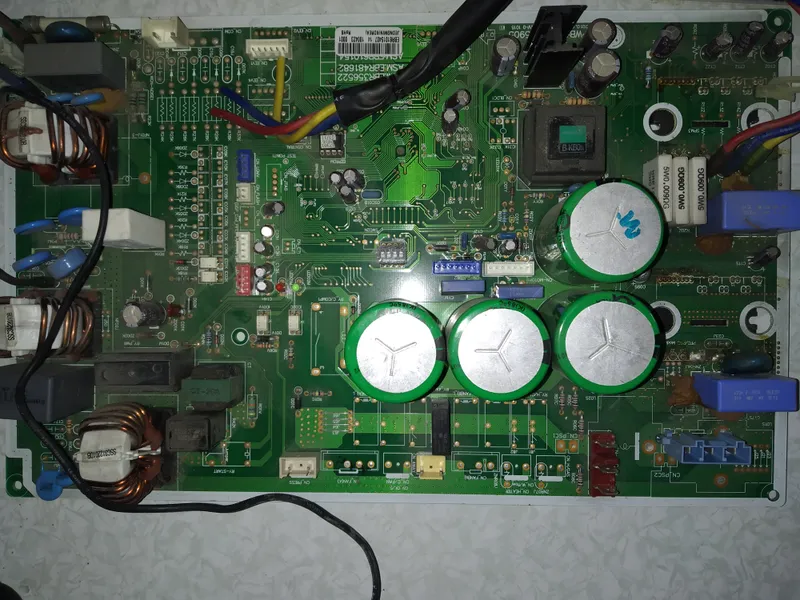 Placa Electrónica Aire Acondicionado EAX36295905