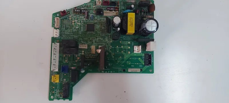 Placa Electrónica Aire Acondicionado K01AL-0415HSE-C1