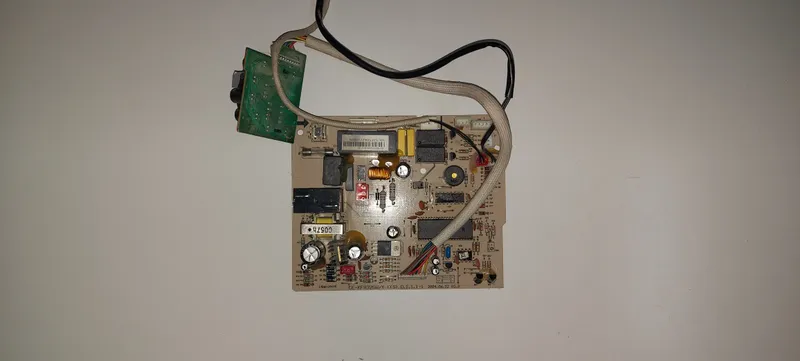 Placa Electrónica Aire Acondicionado CE-KFR32GW/Y-C(S) / MTAD7G-12H