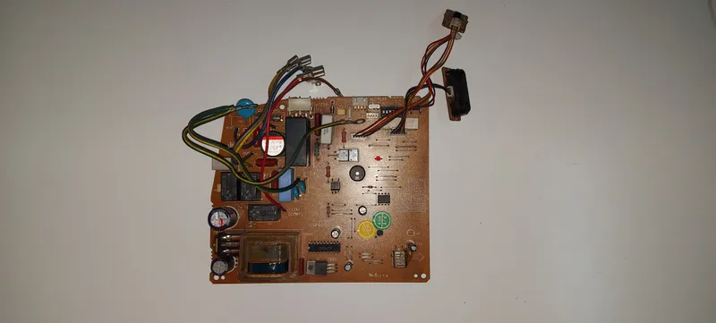 Placa Electrónica Aire Acondicionado 42QP8A55010 / 42QP8A58500C