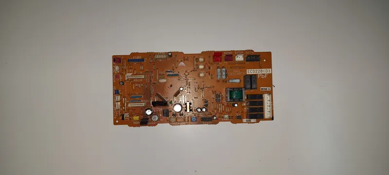 Placa Electrónica Aire Acondicionado FBQ35-60B7V1 / EC0228(D)