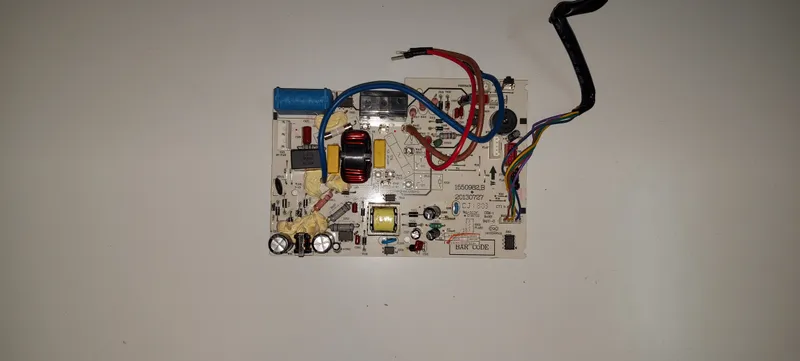 Placa Electrónica Aire Acondicionado 15500982.B 20130727 / AS.12UR45DC