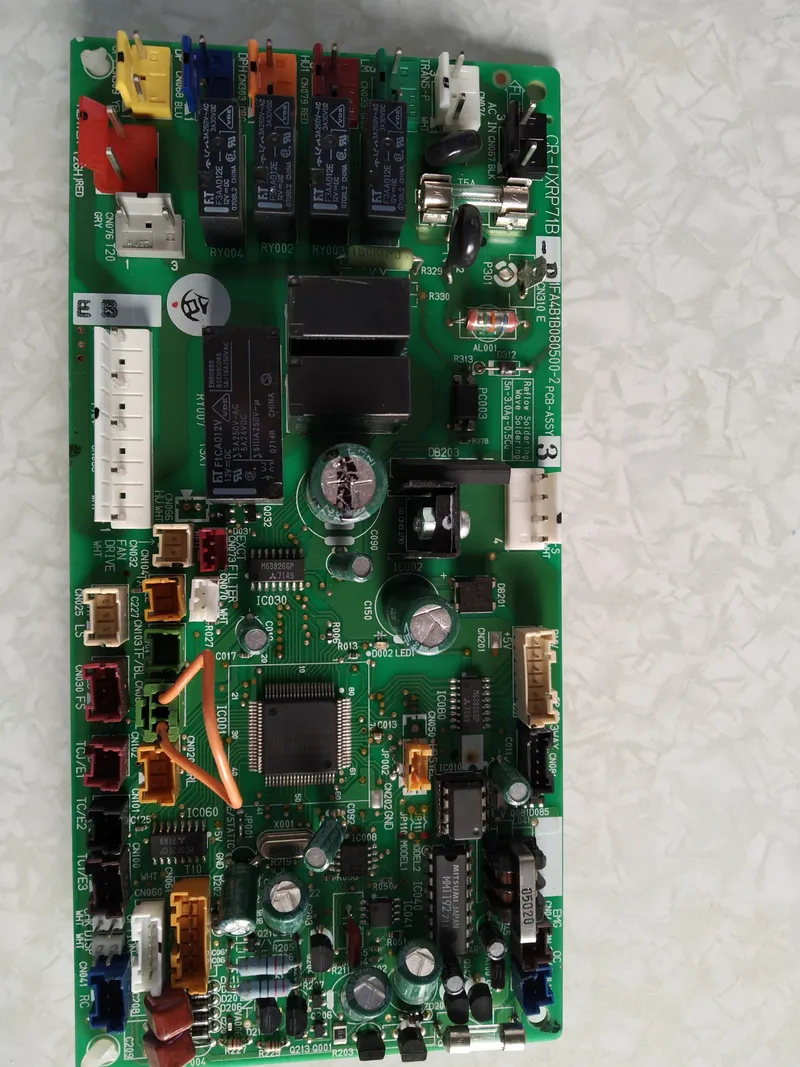 Placa Electrónica Aire Acondicionado CR-UXRP71B