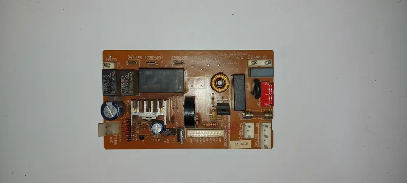 Placa Electrónica Aire Acondicionado DSB-121LH/ S/N 3104396141/ B120LH