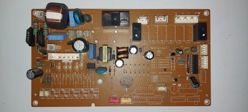 Placa Electrónica Aire Acondicionado 6871A21318 / 6870A90716B