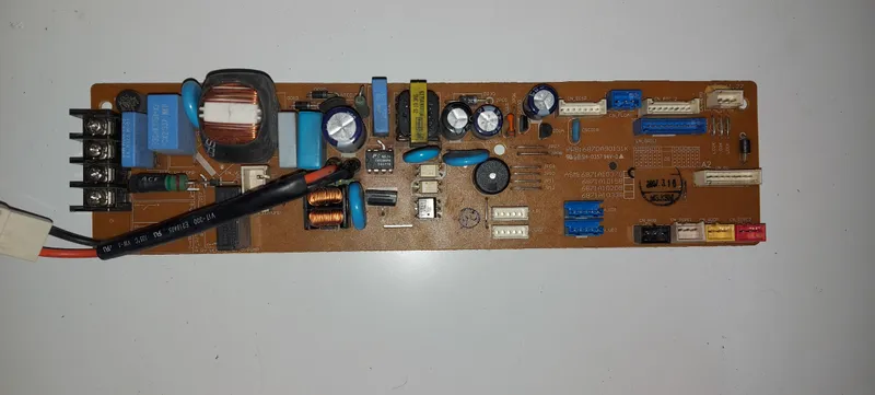 Placa Electrónica Aire Acondicionado 6870A90131K / 6871A10370