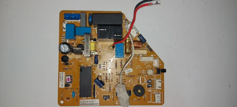Placa Electrónica Aire Acondicionado 5012613065C0404 / HSU-09RD03/R1