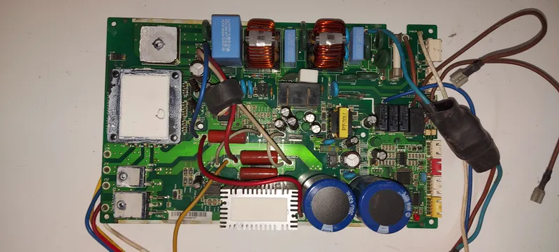 Placa Electrónica Aire Acondicionado A1002G00753 / DB93-00955A