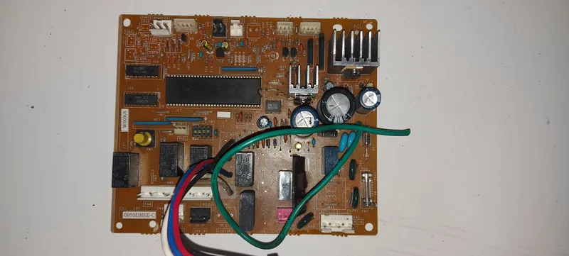 Placa Electrónica Aire Acondicionado 0950DHSE-C