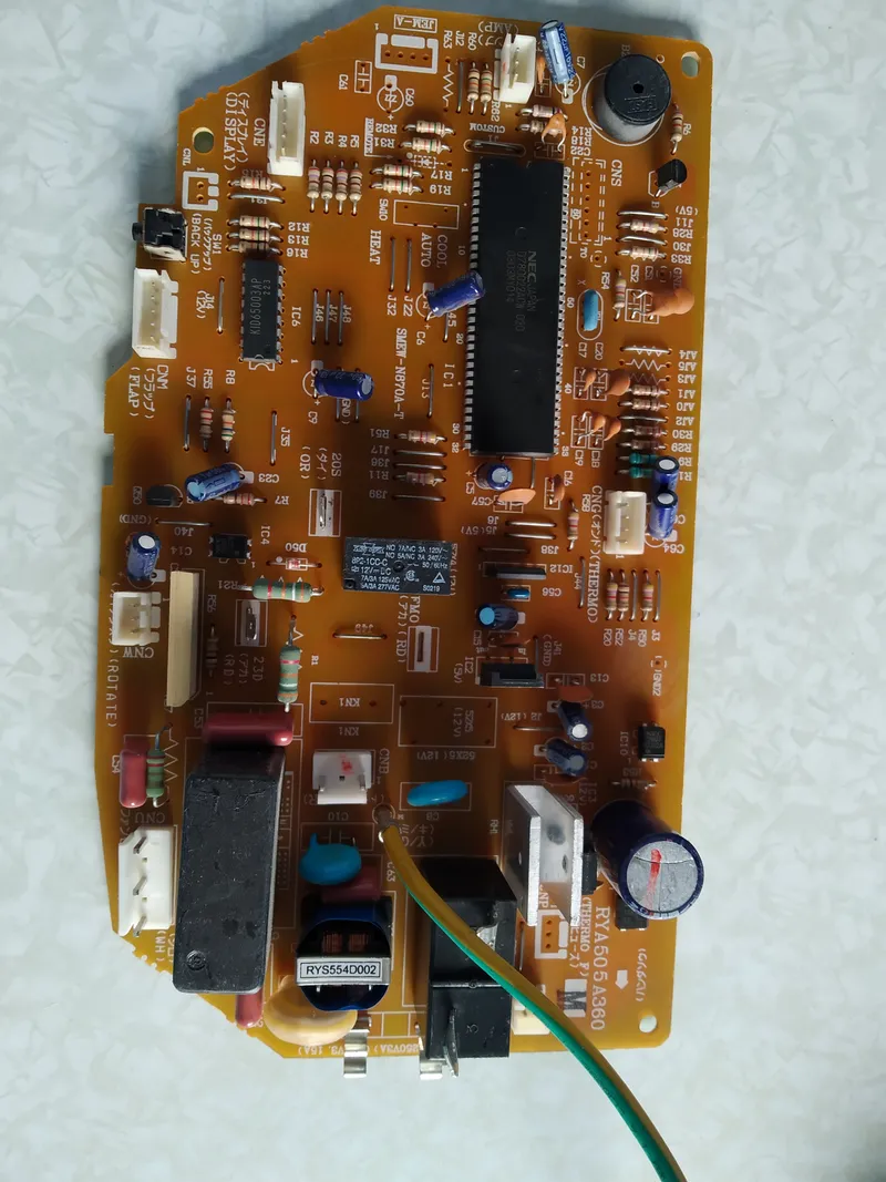 Placa Electrónica Aire Acondicionado RYA505A360