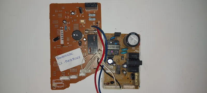 Placa Electrónica Aire Acondicionado CS-PWZ8CKE A743235 / A743348