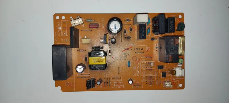 Placa Electrónica Aire Acondicionado MUH-A12YU / CNKM-P3X