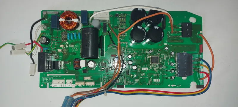 Placa Electrónica Aire Acondicionado 1569812/DB-F04-101C/DB-F04-101B/2P118214-2F