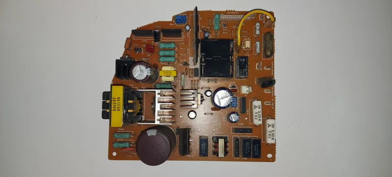 Placa Electrónica Aire Acondicionado CS-1873KE / A74592