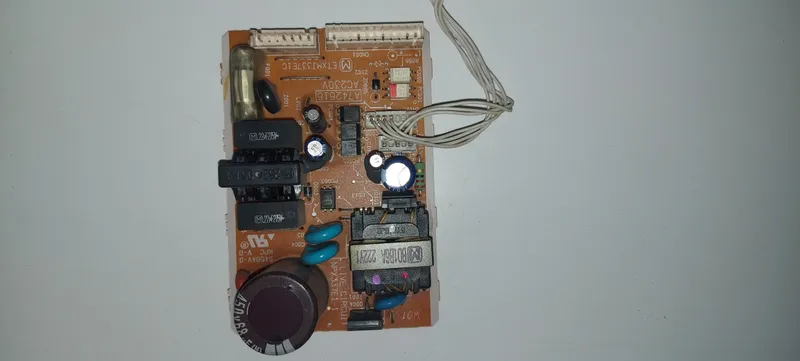 Placa Electrónica Aire Acondicionado A742616 / AC230V