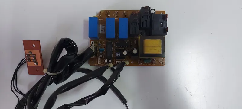 Placa Electrónica Aire Acondicionado ASB105KUP-E / EX-93IN002
