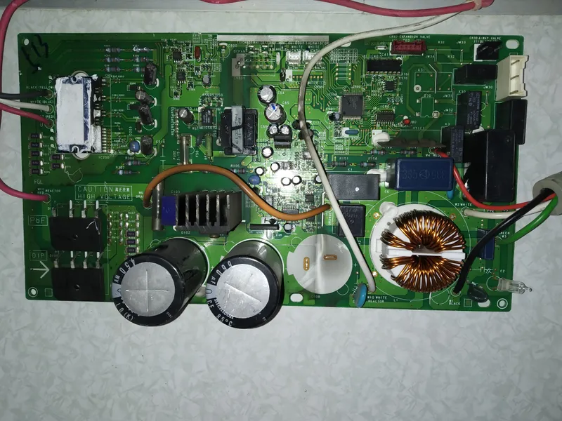 Placa Electrónica Aire Acondicionado K05CM-C-A(03) 9707026016