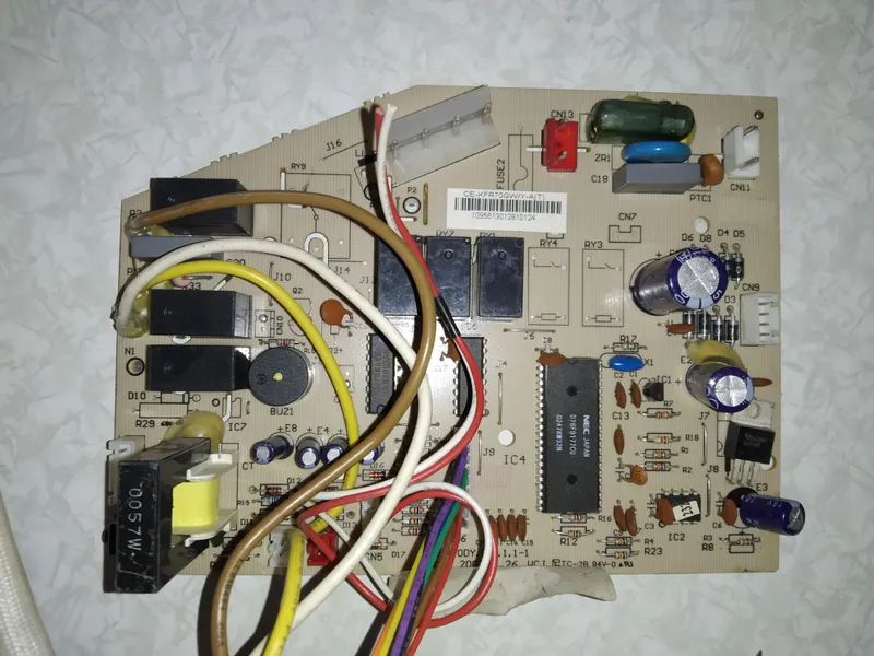 Placa Electrónica Aire Acondicionado FRK-240