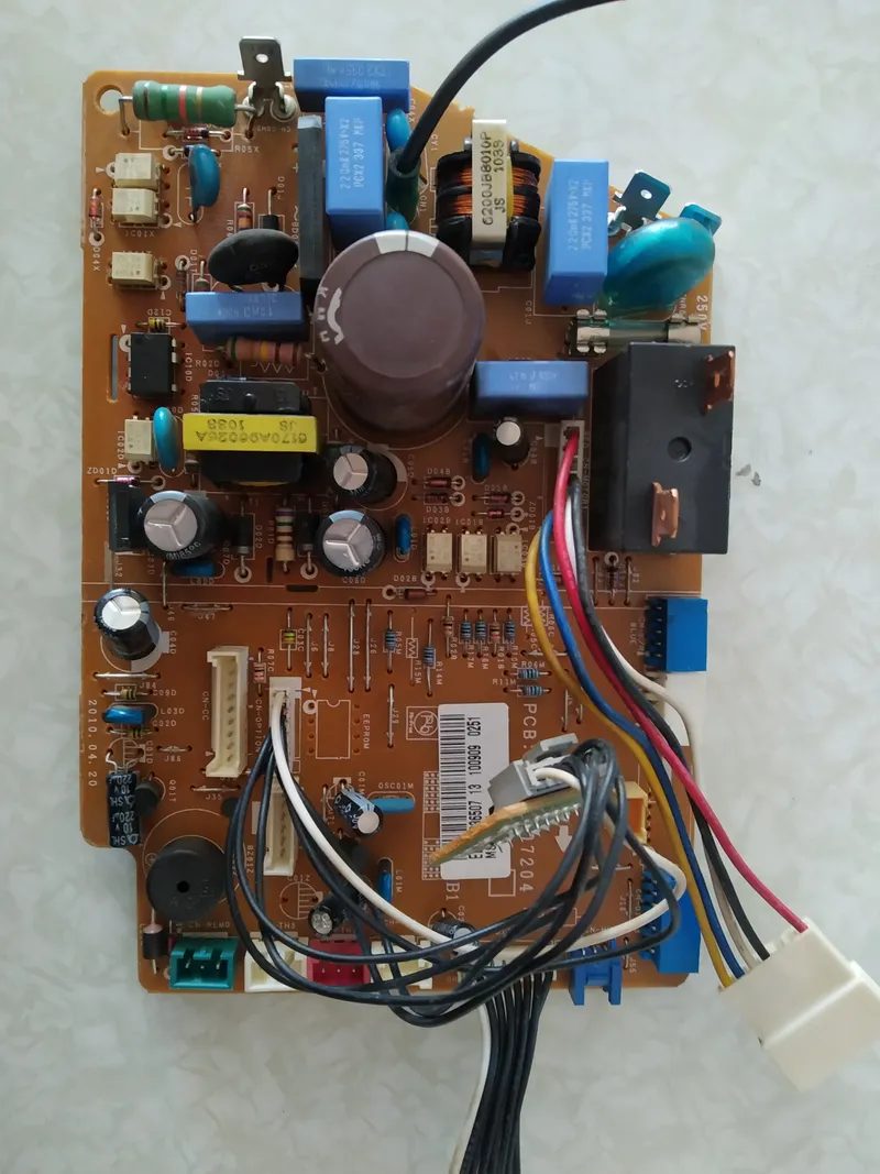 Placa Electrónica Aire Acondicionado PCBEAX35907204