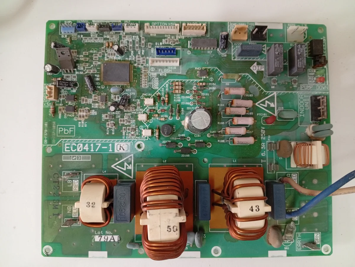 Placa Electrónica Aire Acondicionado EC0417-1(K)/DB-F37B-101/CT223M1
