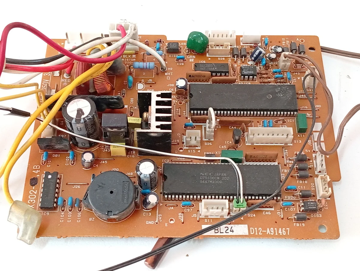 Placa Electrónica Aire Acondicionado 2PB25846-42/EX302-4B/D12-A91467