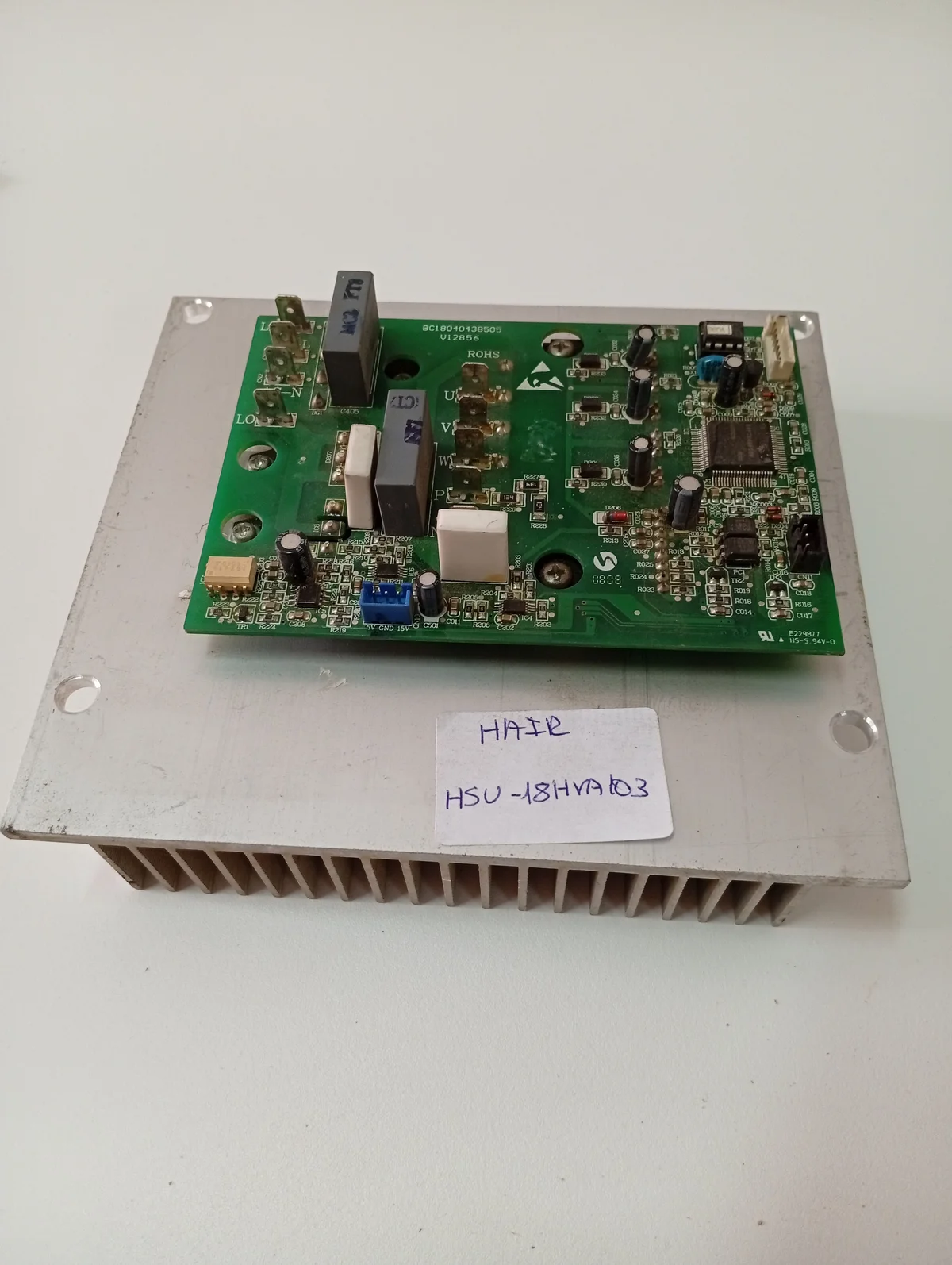 Placa Electrónica Aire Acondicionado HSU-18HVA103/BC18040438505