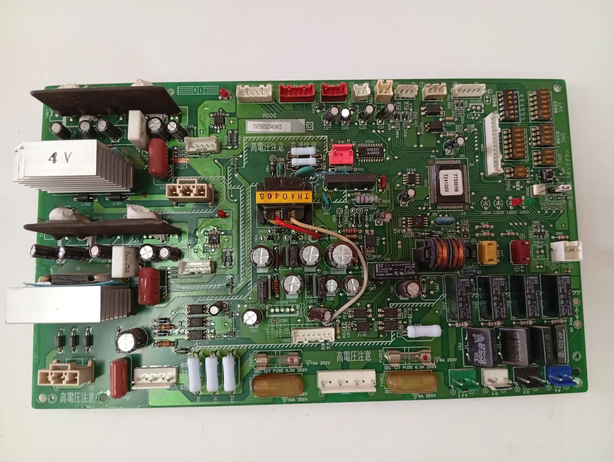 Placa Electrónica Aire Acondicionado RG00T935B32D40903