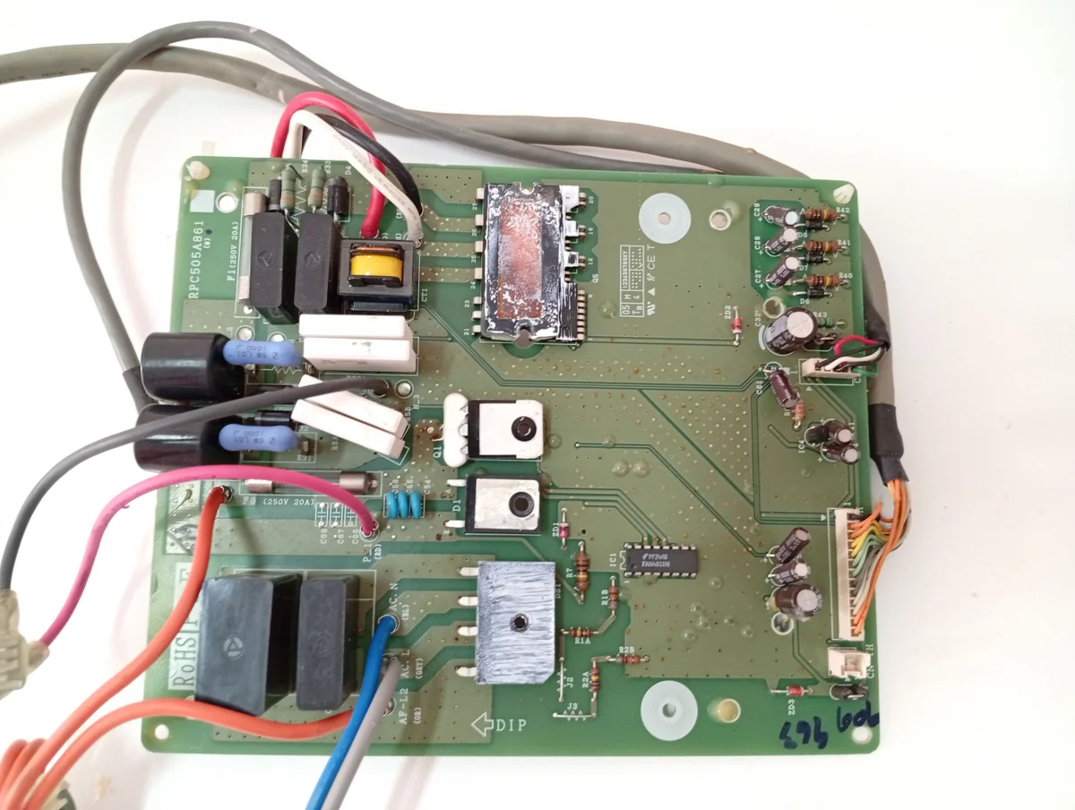 Placa Electrónica Aire Acondicionado RPC505A861