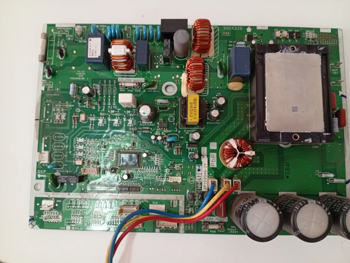 Placa Electrónica Aire Acondicionado 3PCB1559-1/2P169046-1Y