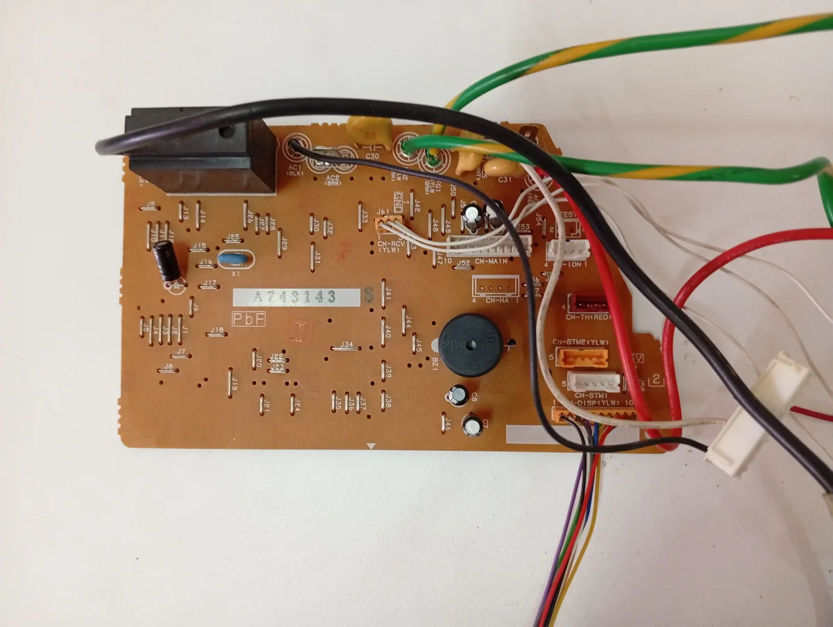 Placa Electrónica Aire Acondicionado A743143/4221T4A