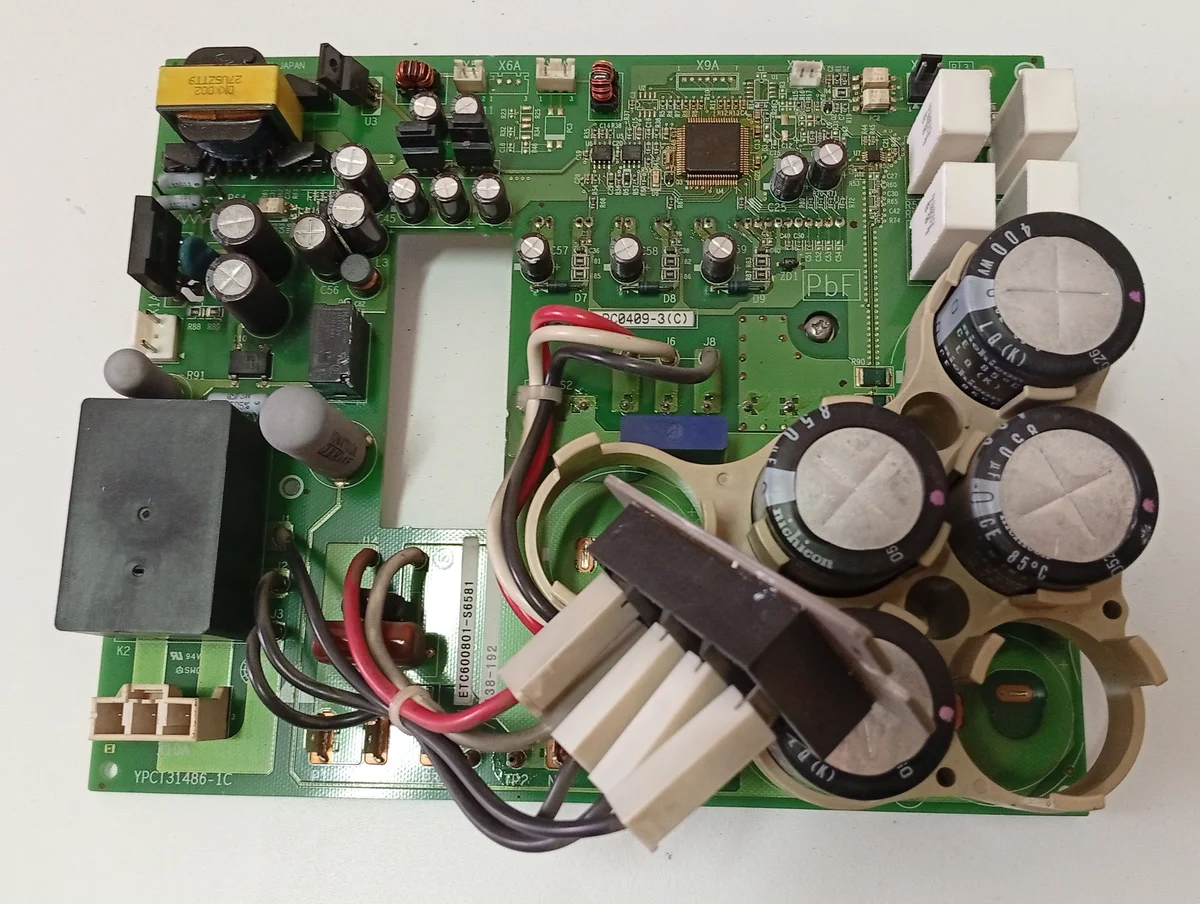 Placa Electrónica Aire Acondicionado Modelo: RZQ250B8W1B/YPCT31486-1C/PC0409-3(C)/ETC600801-S6581