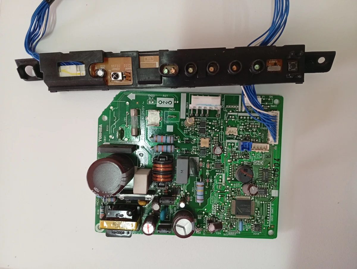 Placa Electrónica Aire Acondicionado MCC-867-04