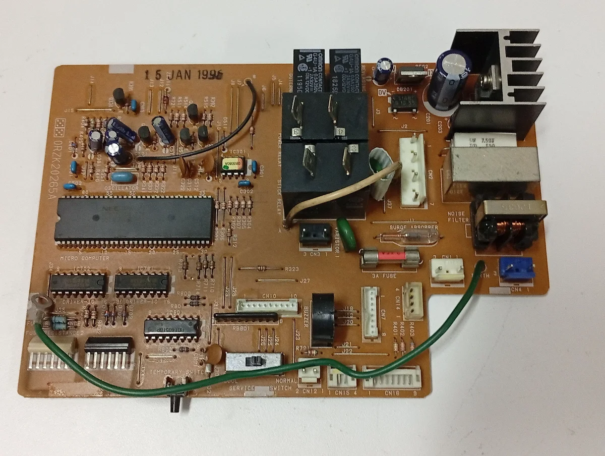 Placa Electrónica Aire Acondicionado 0RZK20265A