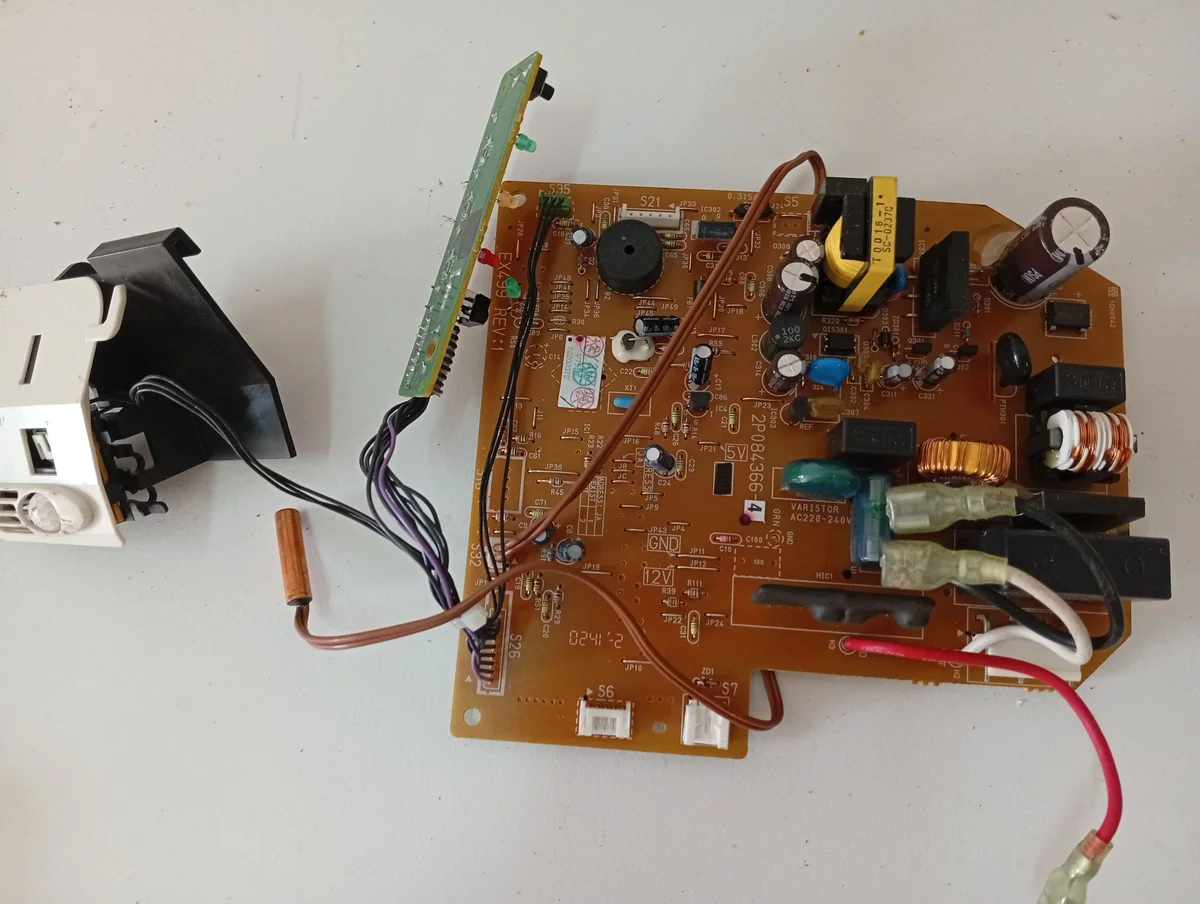 Placa Electrónica Aire Acondicionado 2P084366-4/3P043610-1