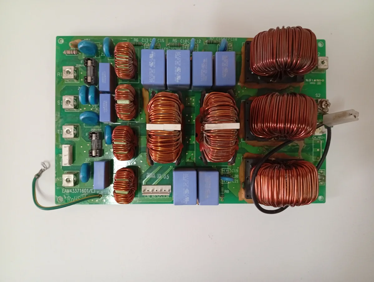 Placa Electrónica Aire Acondicionado EAM43371601