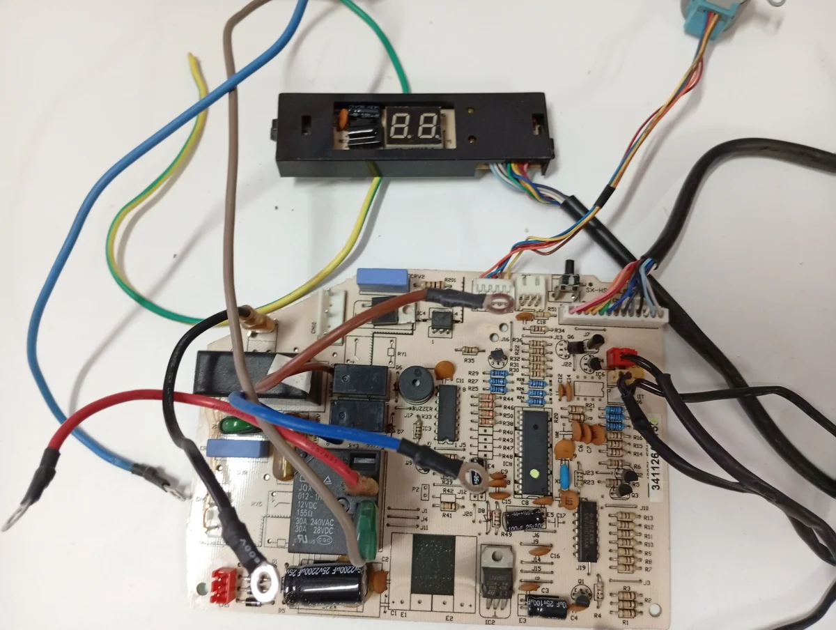 Placa Electrónica Aire Acondicionado 341126A7150