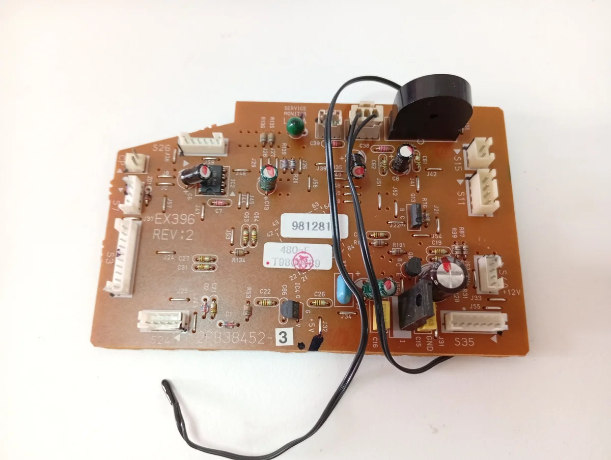 Placa Electrónica Aire Acondicionado 0839967/2PB38452-3/EX396 REV:2/9812815