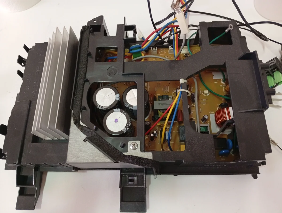 Placa Electrónica Aire Acondicionado A746099/1A0301BB