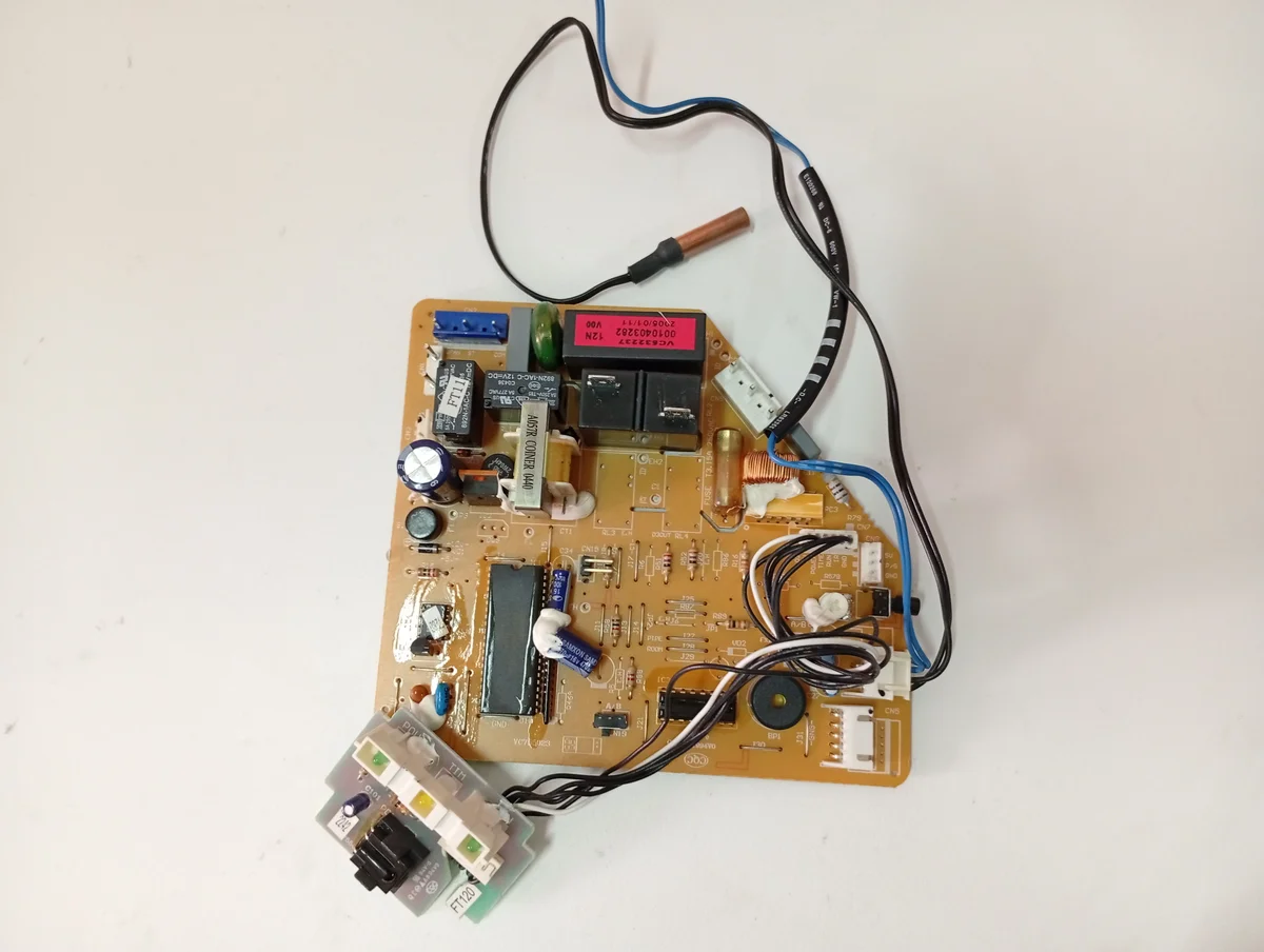 Placa Electrónica Aire Acondicionado DS12HTA/VC755023/04