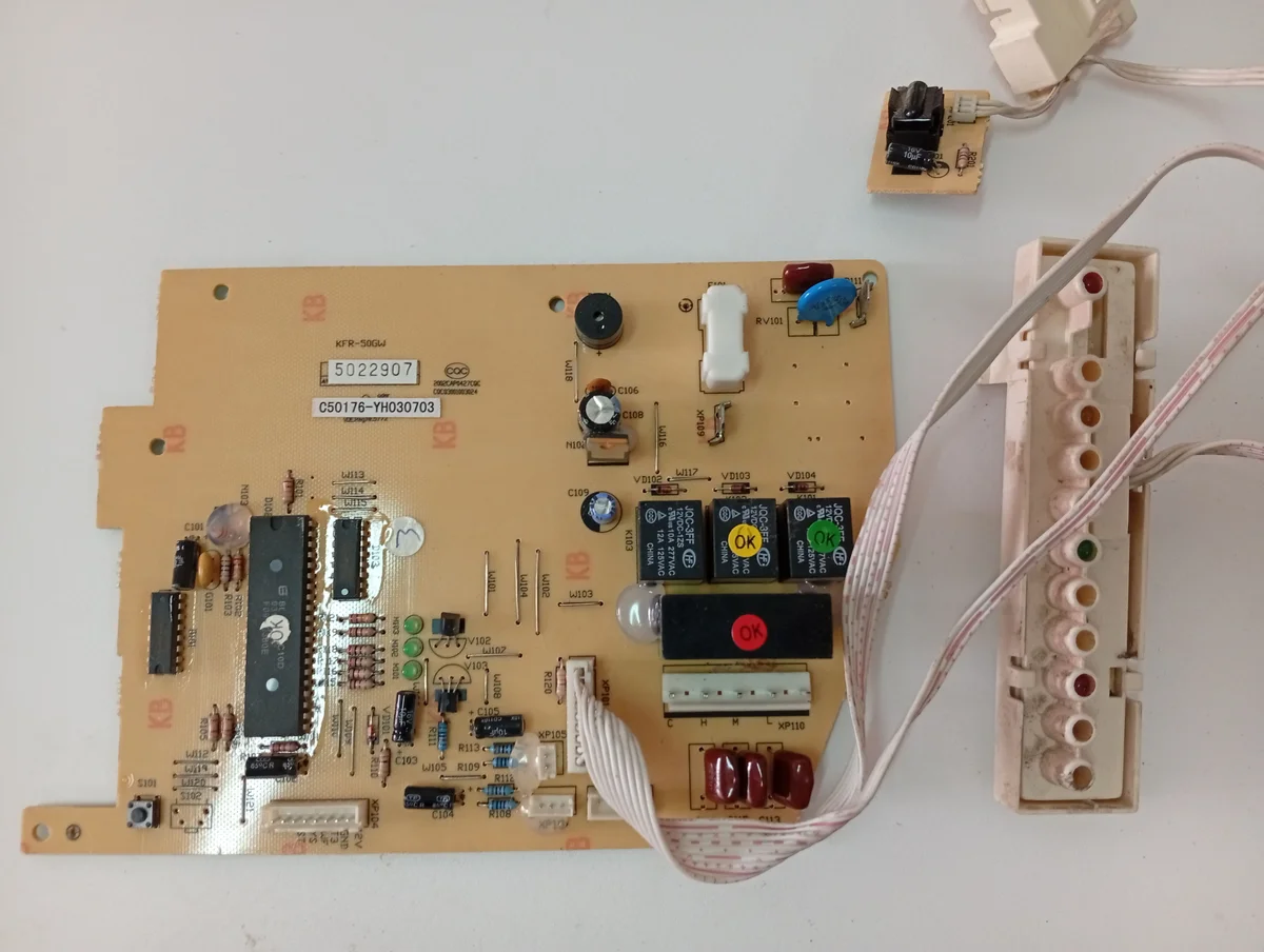 Placa Electrónica Aire Acondicionado 2002CAP0427CQC/CQC03001003024