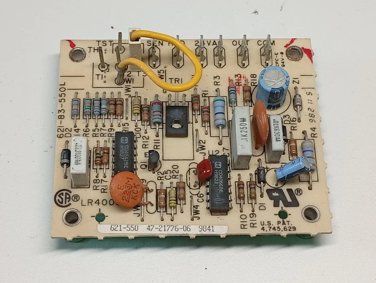 Placa Electrónica Aire Acondicionado 621-550 47-21776-06 9841/62I-83-550L/62I-83-550B/62I-83-550C