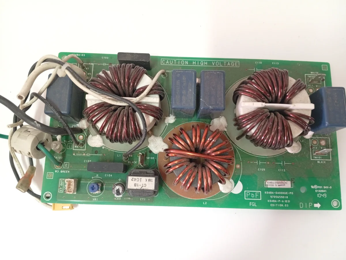 Placa Electrónica Aire Acondicionado K04BA-0400HUE-P0/K04BA-0700HUE-P0