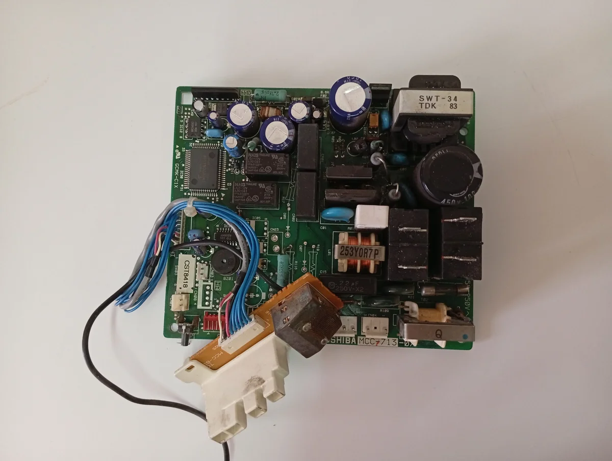 Placa Electrónica Aire Acondicionado MCC-713-07