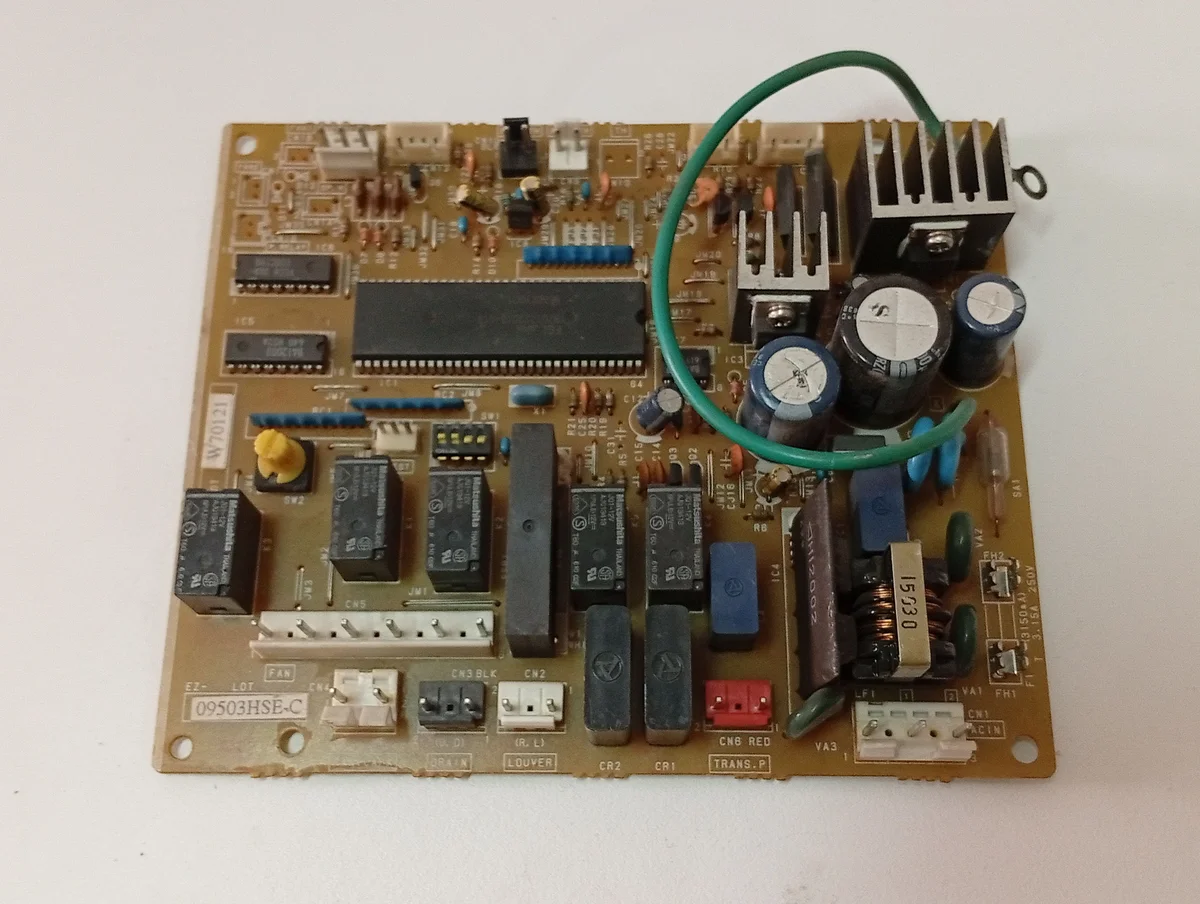 Placa Electrónica Aire Acondicionado EZ-09503HSE-C EDITION.02