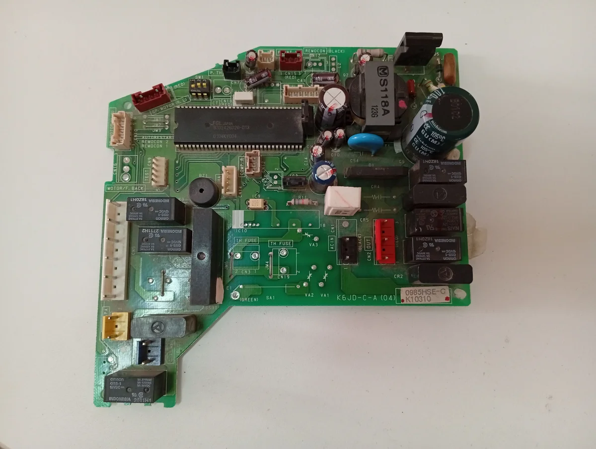 Placa Electrónica Aire Acondicionado GENERAL ABG24RGA-W/K6JD-C-A(04)/0985HSE-C/K10310