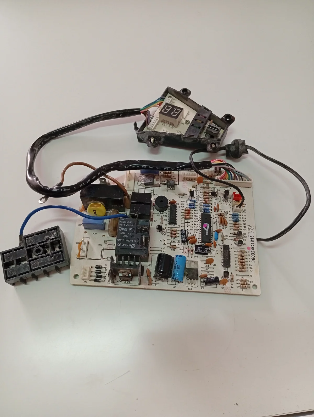 Placa Electrónica Aire Acondicionado 360324C1815